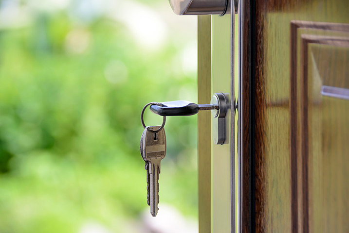 A2B Locks are able to provide local locksmiths in South Ealing to repair your broken locks. 